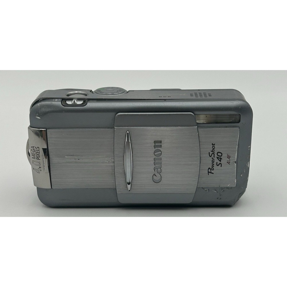 Canon PowerShot S40 Digital Camera Silver 4.0MP For Parts Not Tested